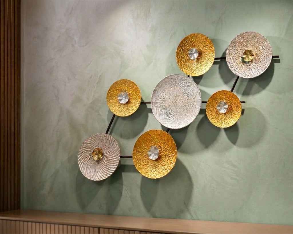 Luxury Metal Wall Décor – Artistic Home Accent