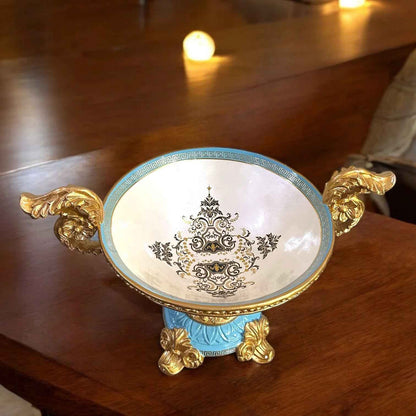 VICTORIAN STYLE CENTREPIECE