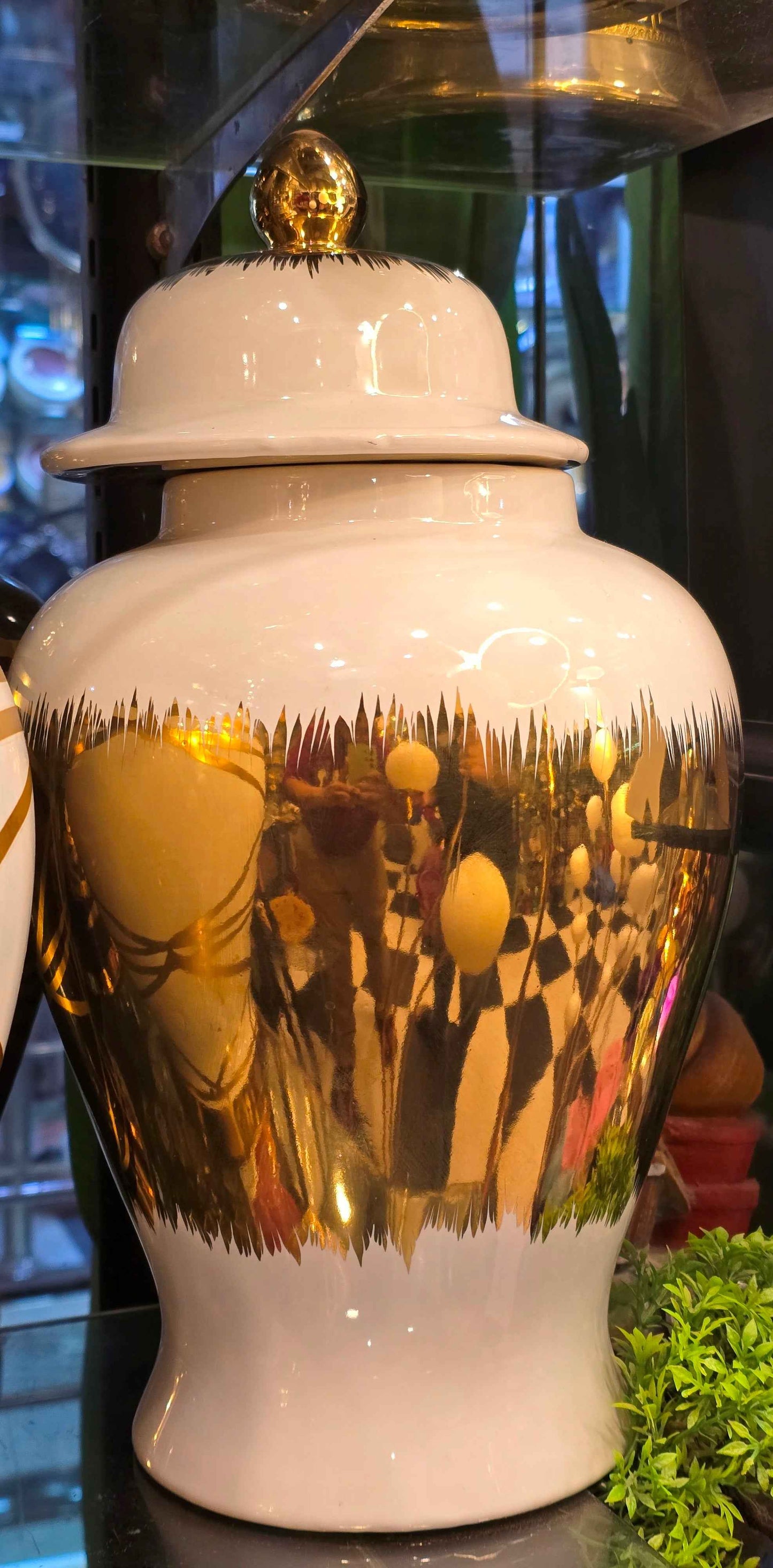 Imperial Gold Wrap Ginger Jar – Luxury Ceramic Temple Vase with Lid