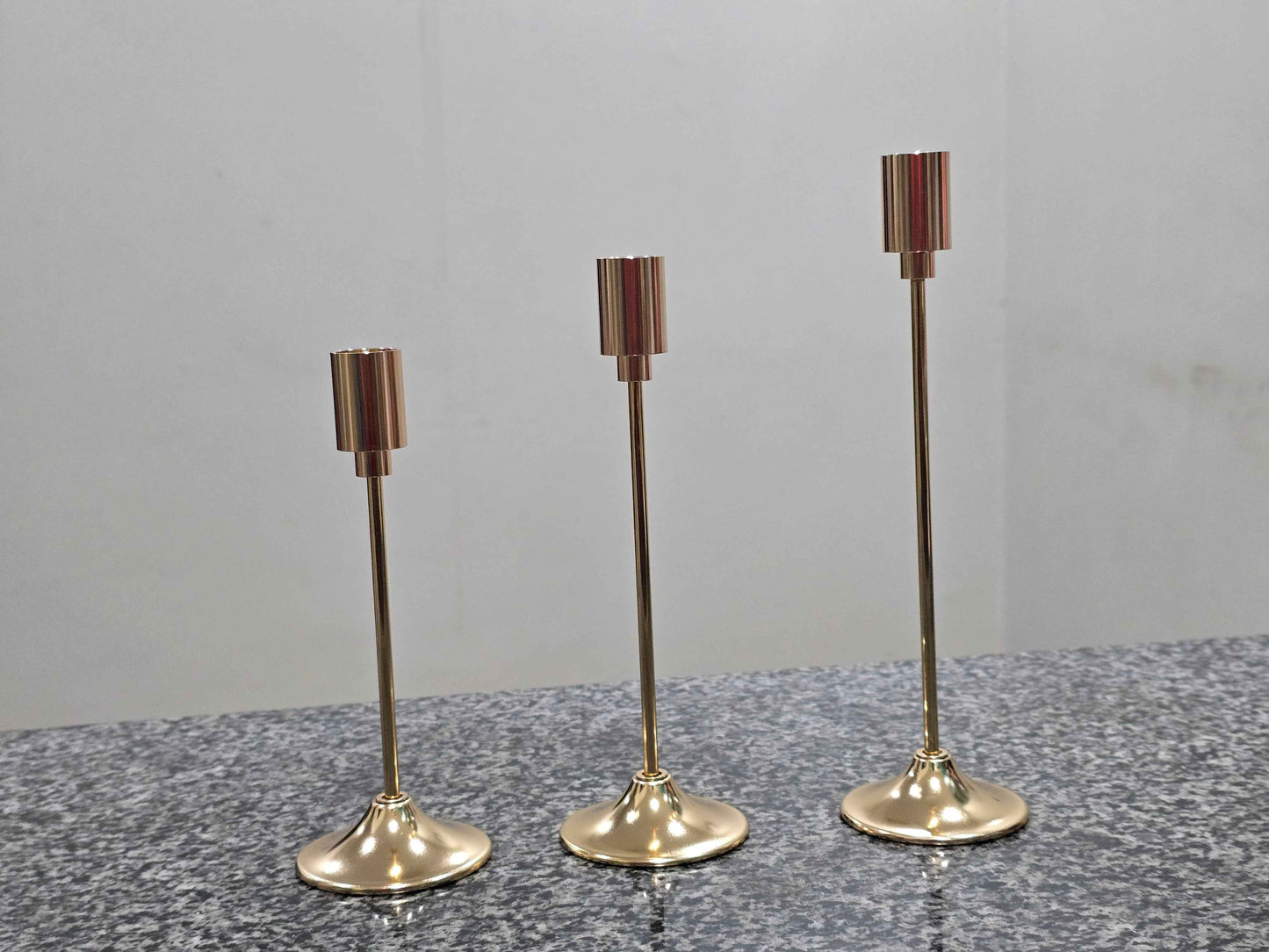 Oatnauxil Metal Gold Taper Candle Holder