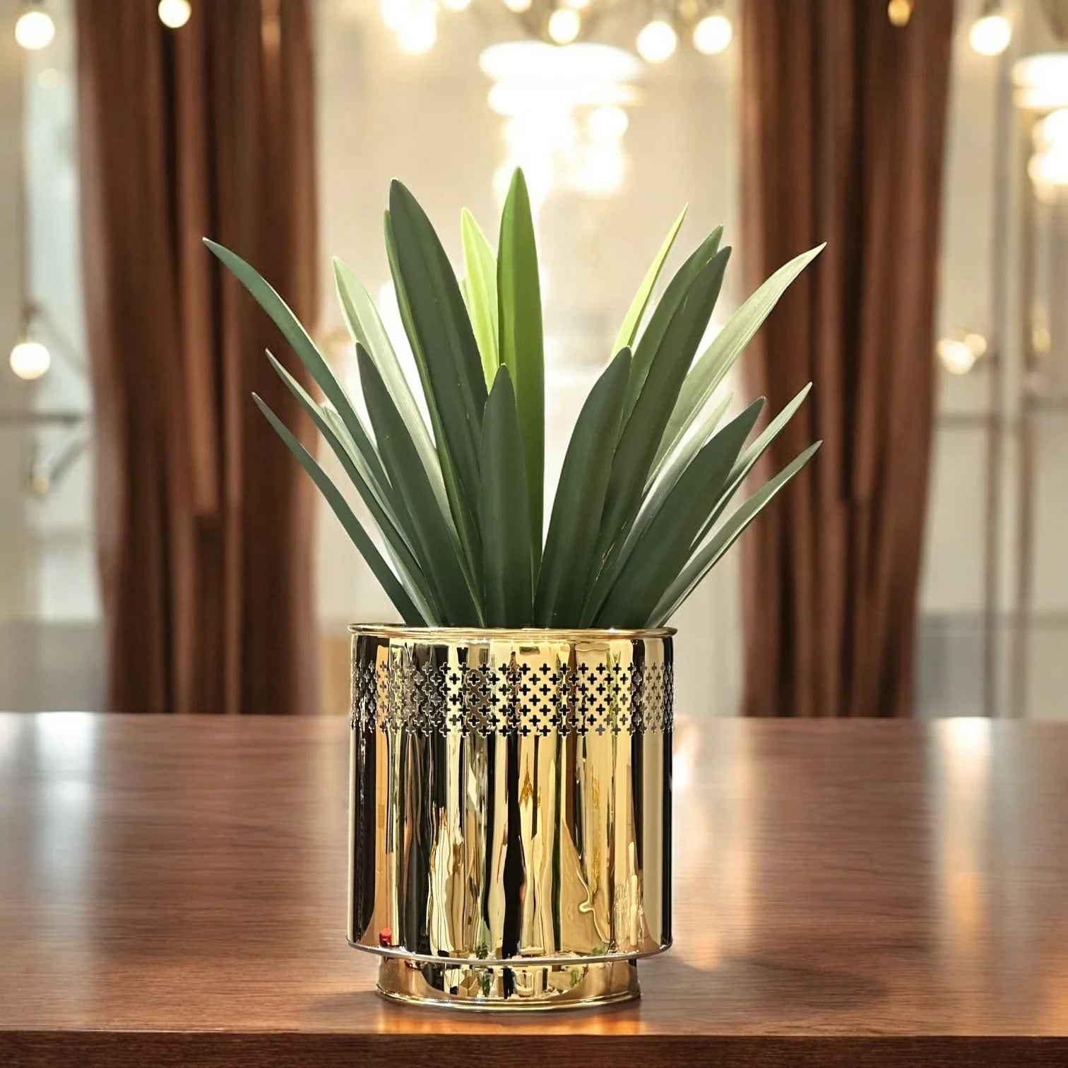 PREMIUM STELLAR PLANTER